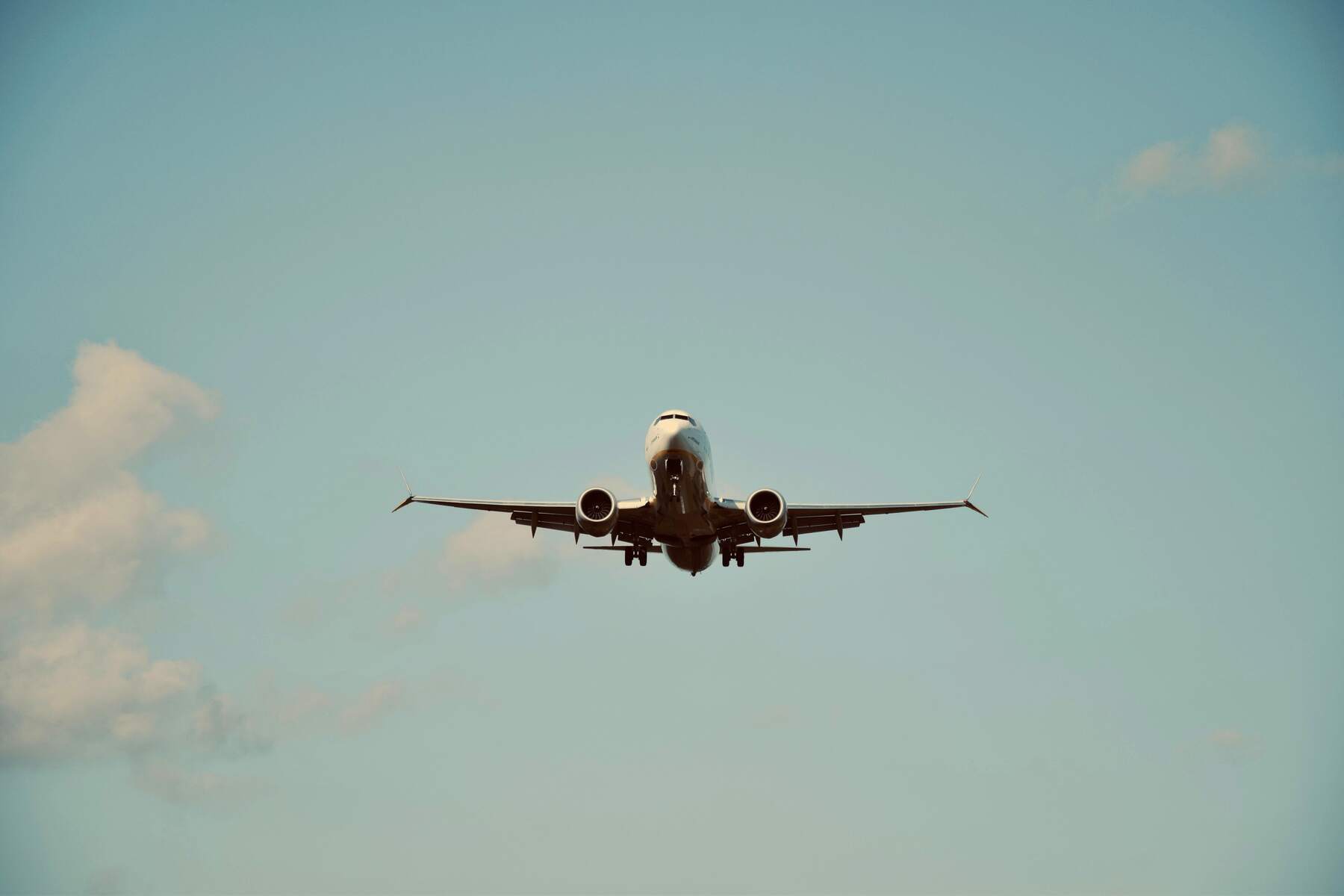 Airliner on approach